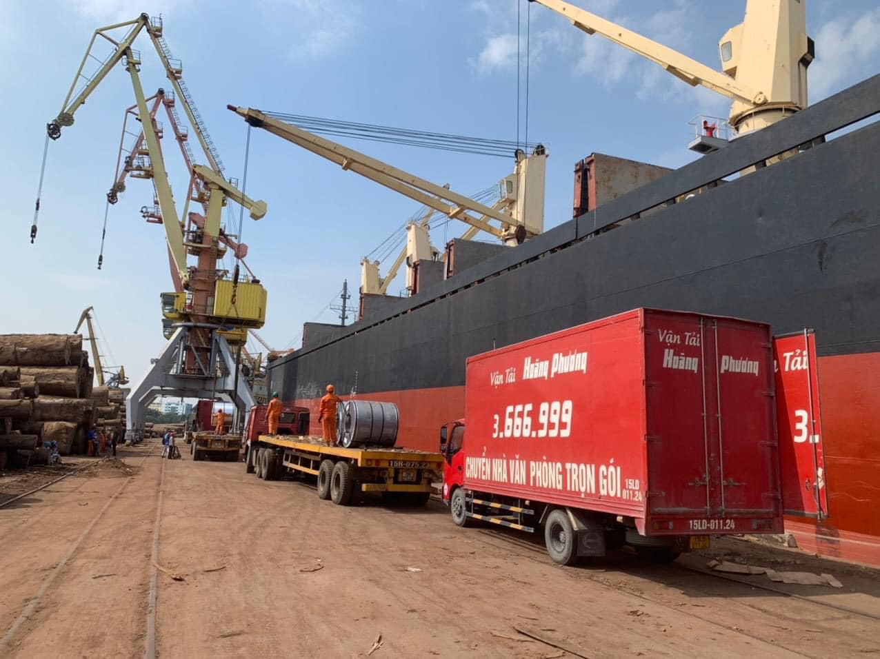 Chúng tôi sở hữu dàn xe tải từ 500kg đến 5 tấn, phù hợp với mọi nhu cầu vận chuyển